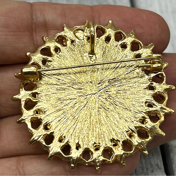 288. Vintage Celestial Luminous Iridescent Glass Face Faux Pearl Brooch Pendant - Picture 8 of 11